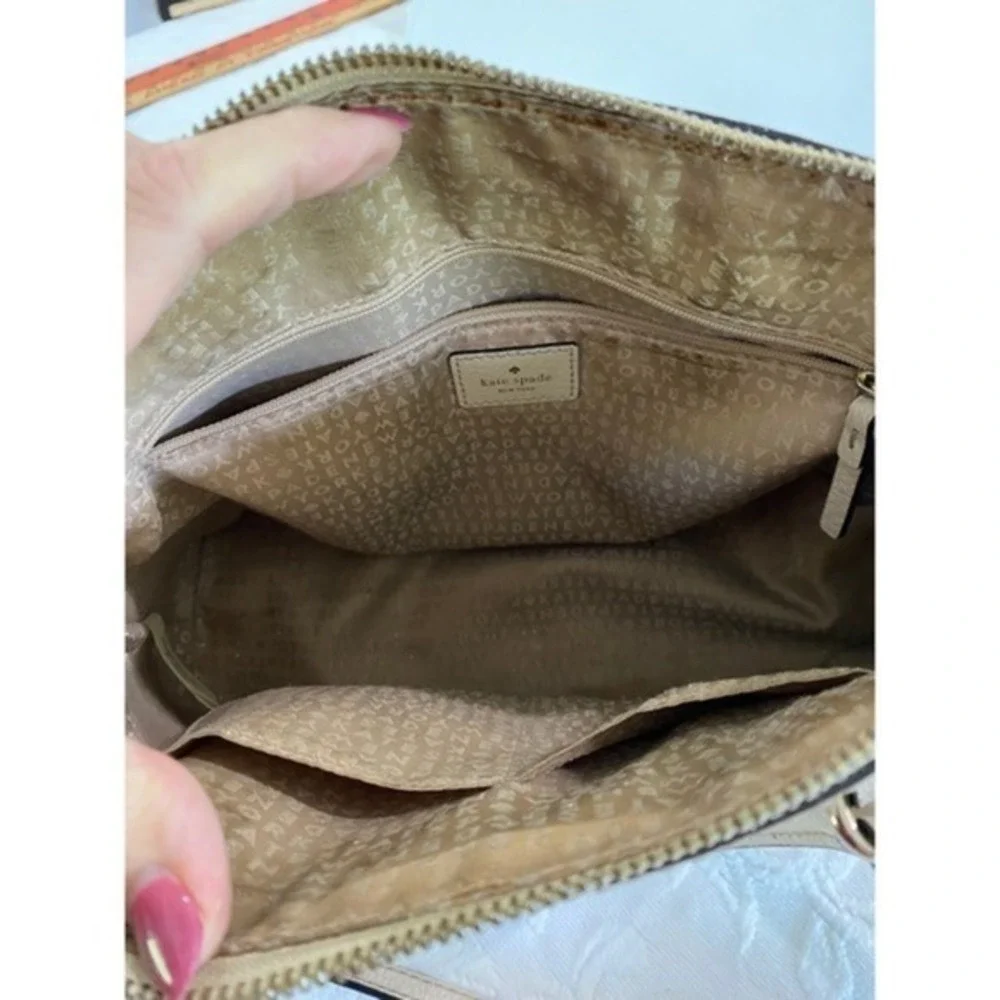 Kate Spade Designer Bag Cream Pebbled Leather Satchel Crossbody Cedar Street‎